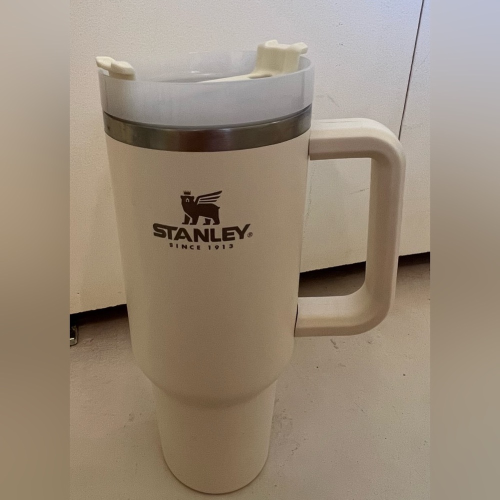 40oz Stanley Light Tan